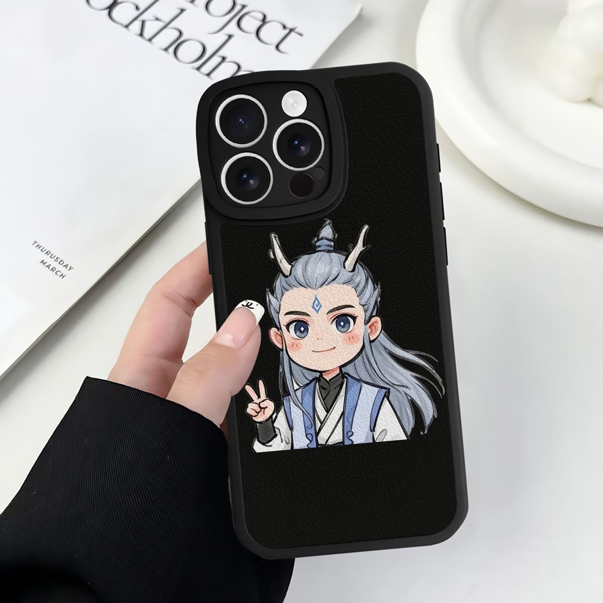 （画像用） Ne Zha 2 ナタ 魔童の大暴れ 【iPhone 16シリーズ対応】シリコンスマホケース（レザー調） 材質：シリコン
